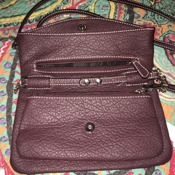 Nine West Cross body Purse - Picture 3 of 7